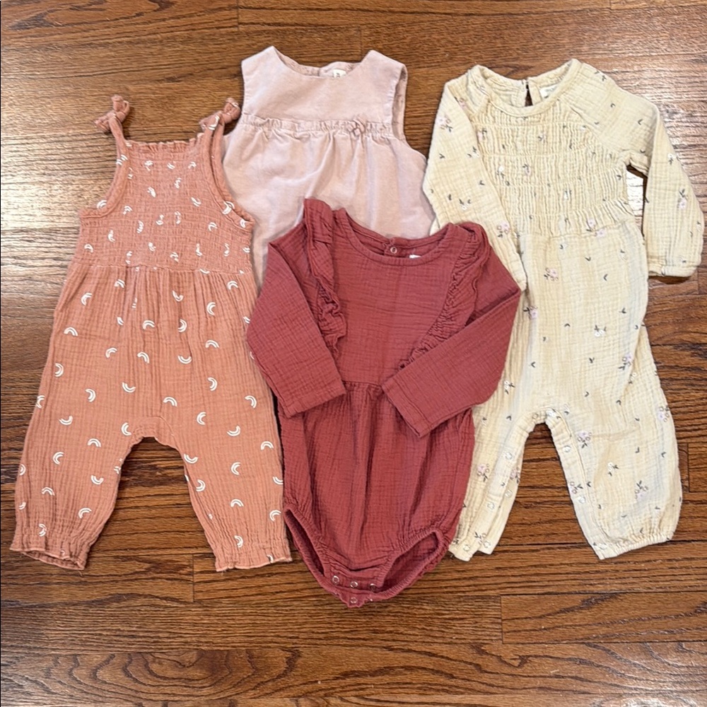 Grayson Mini/Zara Set of 4 Baby girl one pieces (1 size 6-9m & 3 size 12m)